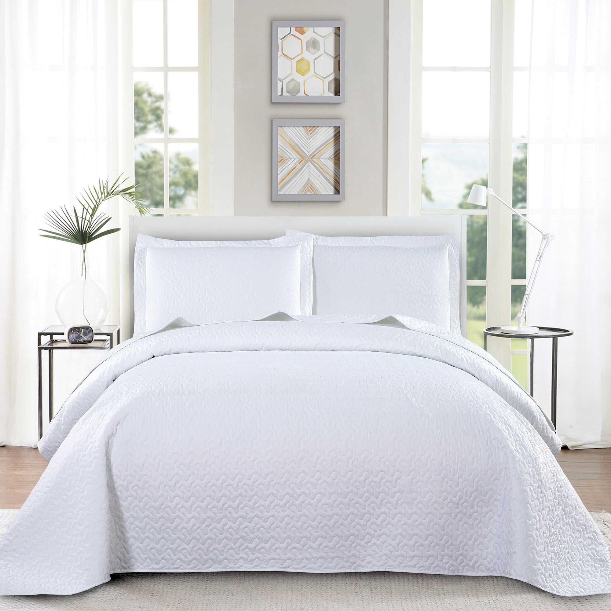 Smuge Quilt Set, Reversible Lightweight Soft Microfiber Bedspread Coverlet, Solid Color, 3 Piece Set (1 Bedspread, 2 Pillow Shams)