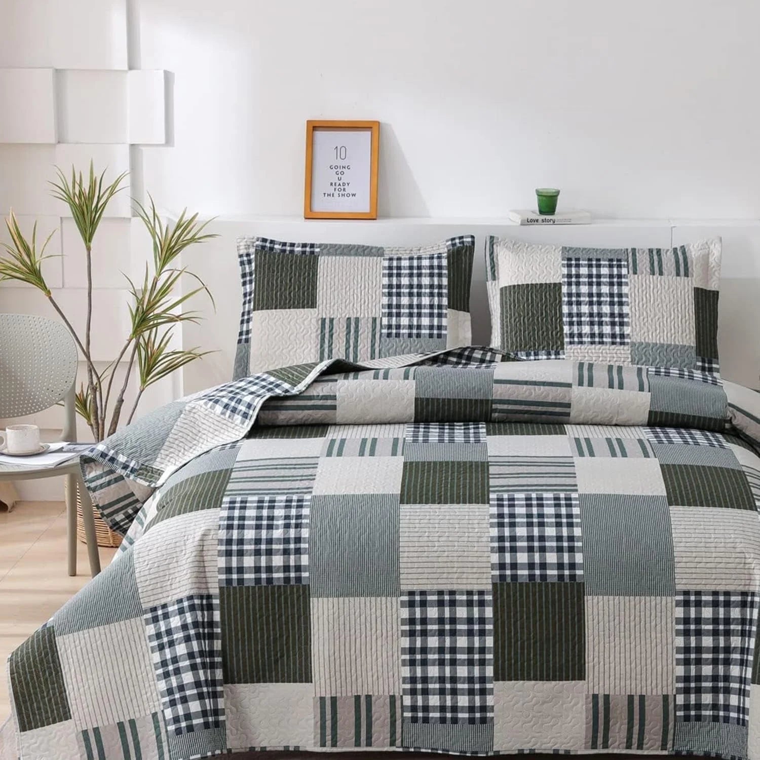 Smuge 3 Piece Quilt Set-Twin/Queen/King Sizes, Microfiber,Lightweight, Reversible, Modern Plaid Patchwork,All-Season Bedspread