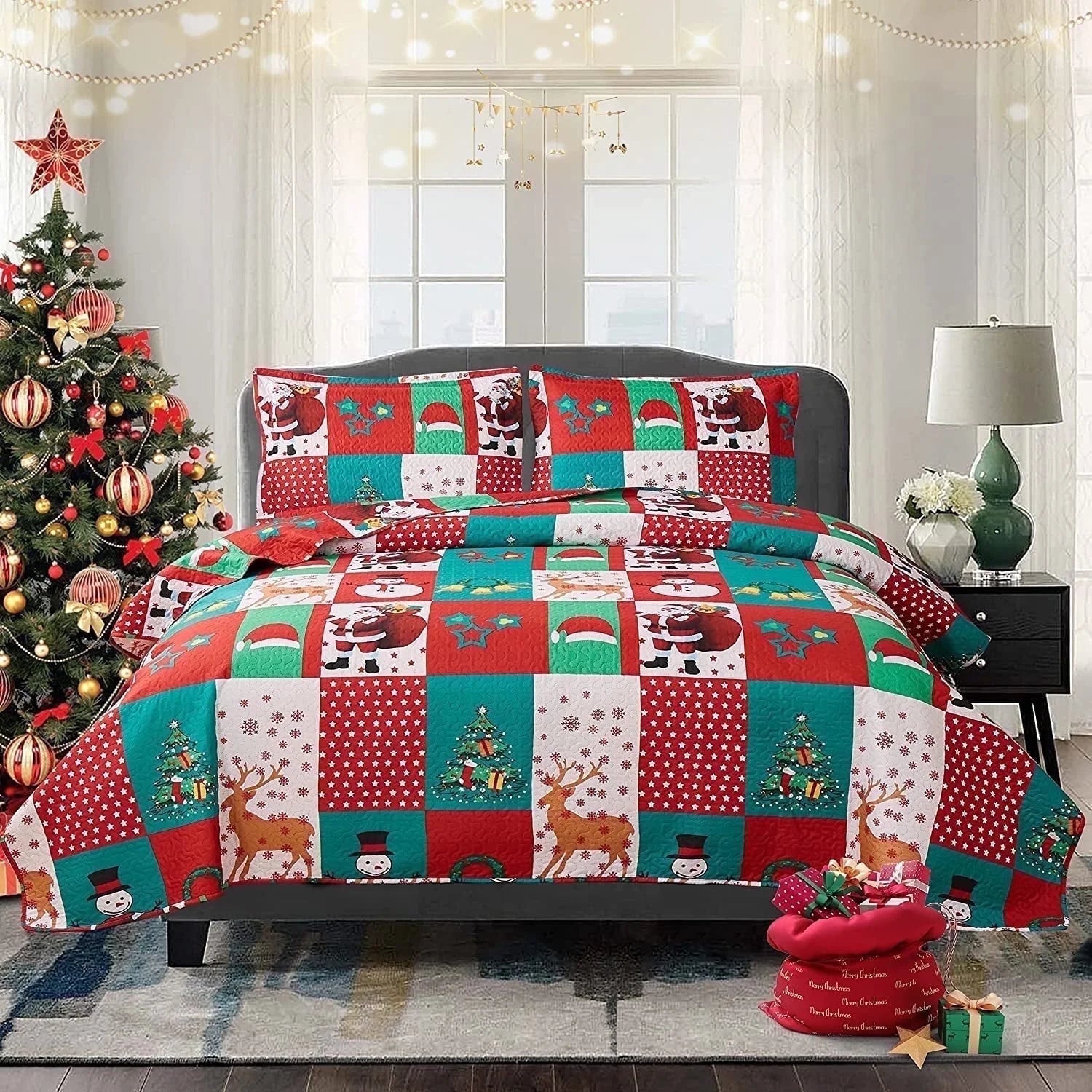 Smuge 3-Piece Christmas Bedding Set (Twin/Queen/King) - Reindeer & Lantern Quilt & Coverlet, 1 Quilt + 1 Coverlet + 2 Pillow Shams
