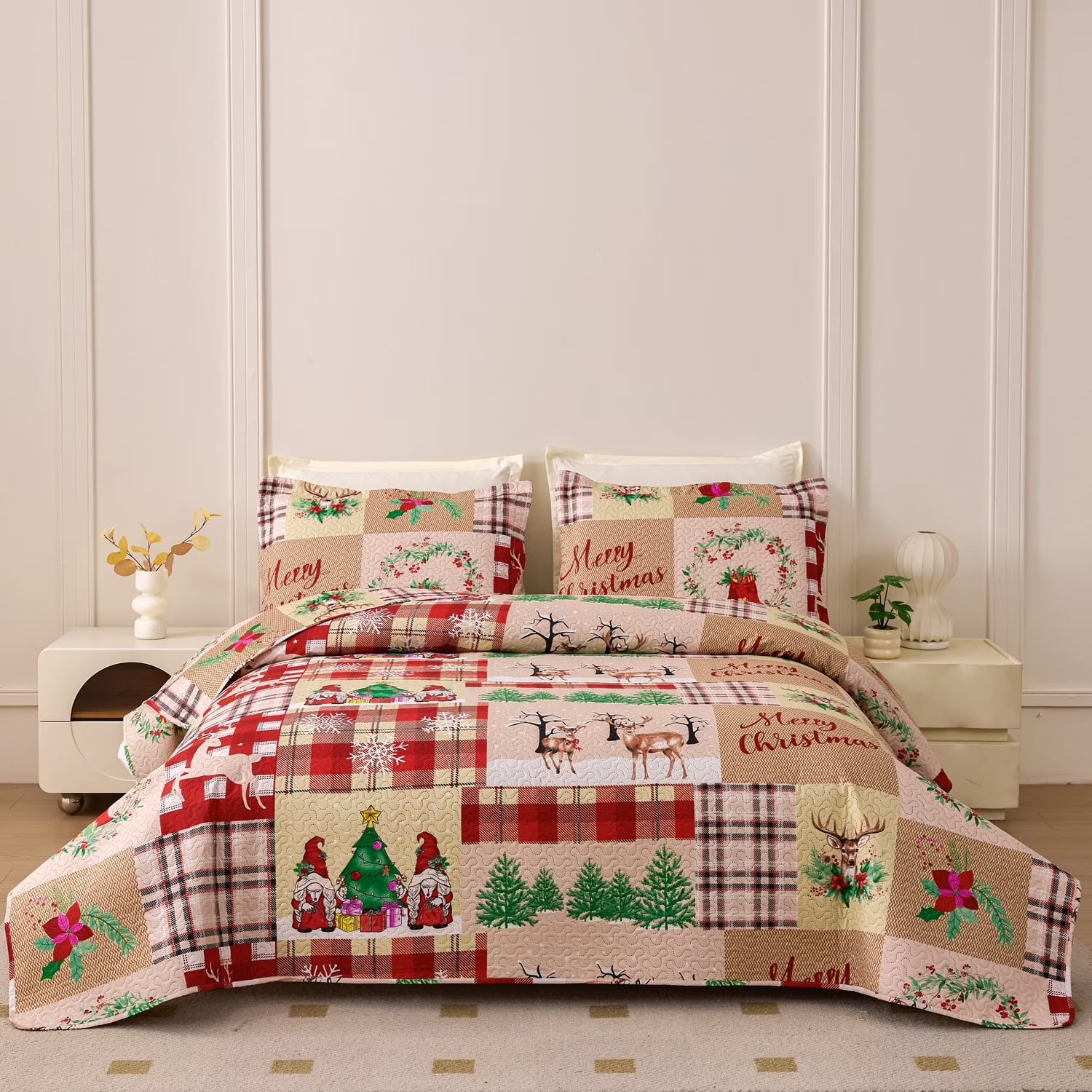 Smuge 3-Piece Christmas Bedding Set (Twin/Queen/King) - Reindeer & Lantern Quilt & Coverlet, 1 Quilt + 1 Coverlet + 2 Pillow Shams