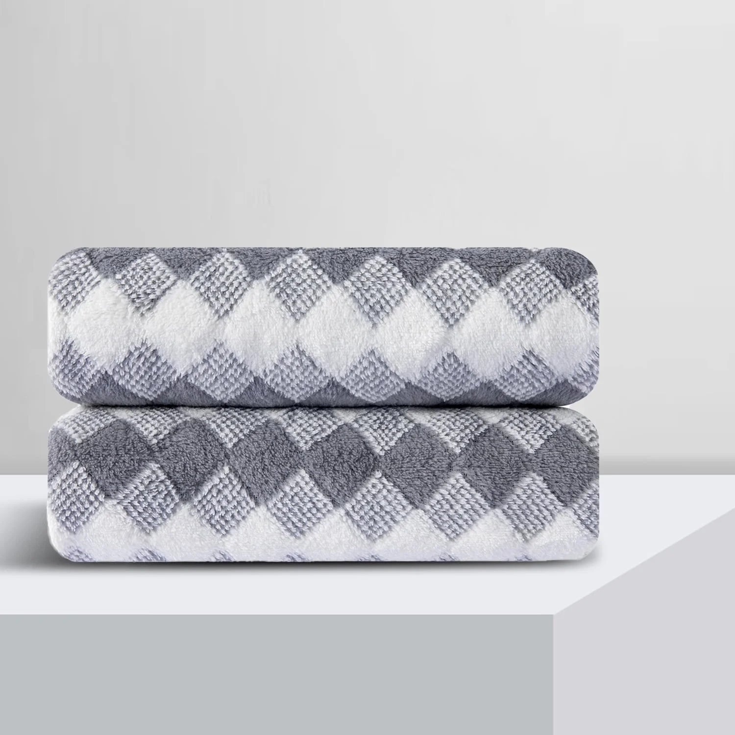 Smuge 2 Pack Hand Towels (16 x 31 in) Ultra Soft Microfiber Quick Dry Shower Hand Towels